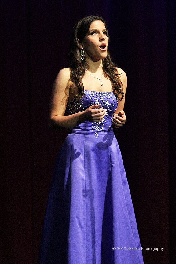 kelly singing